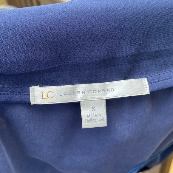 🌸Lightweight Cardigan/Blazer in blue with large front pockets - Picture 9 of 14